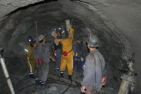 松山湖管委会工程爆破中的危险因素分析以及应对工程爆破危险的措施